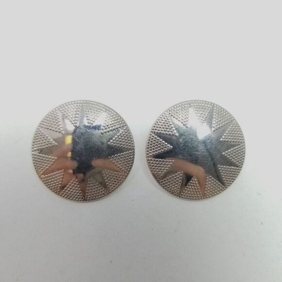 Vintage Silver Tone Starburst Design Stud Earrings, Round Shape, Retro 80s Style - Picture 5 of 6